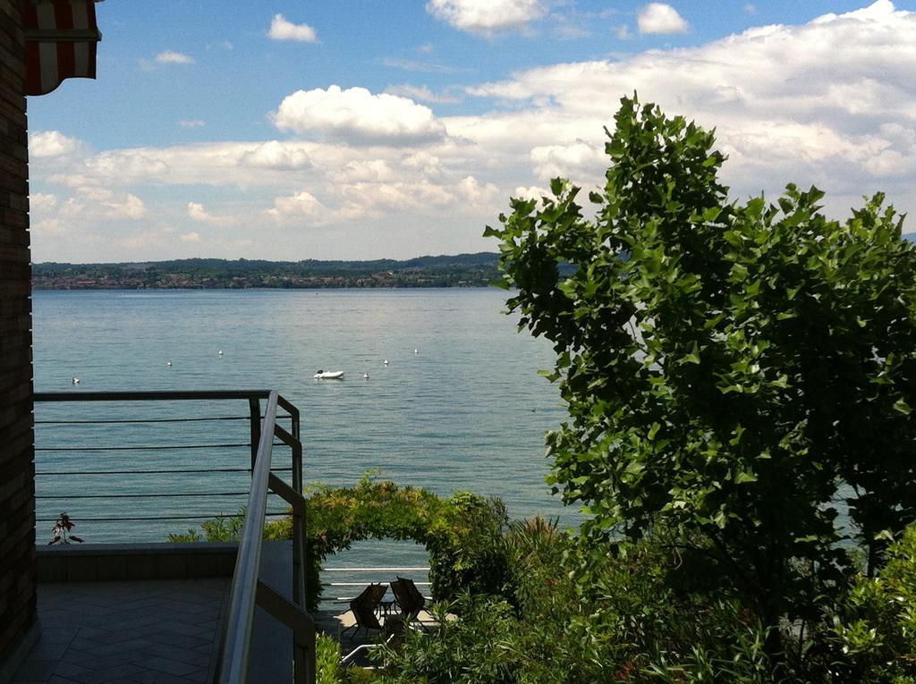 Le Petit Du Lac Сирмионе Стая снимка