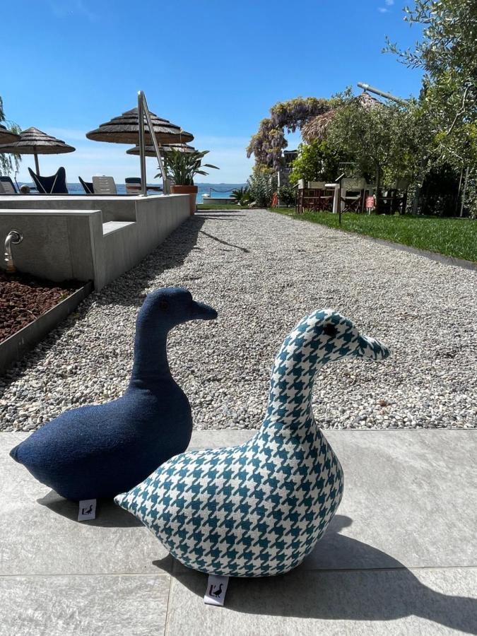 Le Petit Du Lac Сирмионе Екстериор снимка